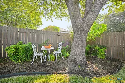 762 Pinehurst Drive, New Braunfels, TX 78130 - Photo 7