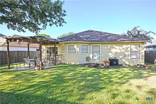 762 Pinehurst Dr, New Braunfels, TX 78130 - Photo 5