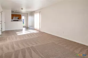 102 E Robin Ln, Harker Heights, TX 76548 - Photo 11