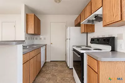102 E Robin Lane #A, Harker Heights, TX 76548 - Photo 7