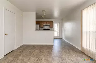 102 E Robin Ln, Harker Heights, TX 76548 - Photo 3