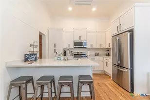 123 S Academy Ave, New Braunfels, TX 78130 - Photo 21