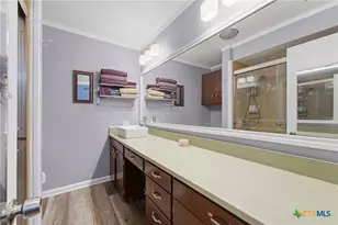 228 S Ponton St, Gonzales, TX 78629 - Photo 21