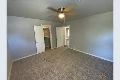 809 E 12th Avenue, Belton, TX 76513 - Photo 7