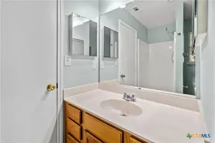 318 E Ridge Blvd, Temple, TX 76502 - Photo 17