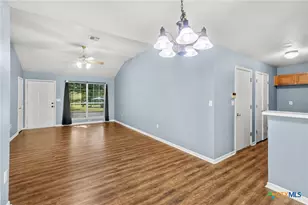 318 E Ridge Blvd, Temple, TX 76502 - Photo 7