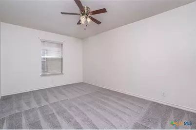 200 Sandstone Drive #E & F, Jarrell, TX 76537 - Photo 17