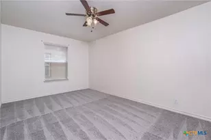 200 Sandstone Dr, Jarrell, TX 76537 - Photo 17