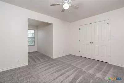 200 Sandstone Drive #E & F, Jarrell, TX 76537 - Photo 19