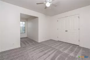 200 Sandstone Dr, Jarrell, TX 76537 - Photo 19