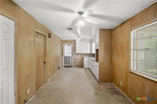 2214 S 43rd St, Temple, TX 76504 - Photo 17