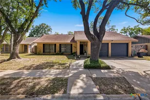 205 Pecos Dr, Victoria, TX 77904 - Photo 1