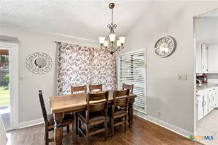 205 Pecos Dr, Victoria, TX 77904 - Photo 11