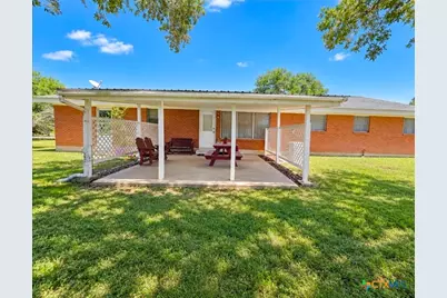 706 N San Patricio Street, Goliad, TX 77963 - Photo 3
