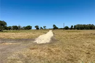3148 Fm 795, Gonzales, TX 78629 - Photo 35