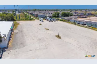 735 E Interstate 10, Seguin, TX 78155 - Photo 7