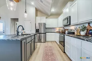 219 Wind Ridge Dr, Copperas Cove, TX 76522 - Photo 5