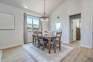 219 Wind Ridge Dr, Copperas Cove, TX 76522 - Photo 5