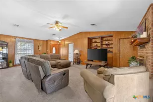 406 E Upshaw Ave, Temple, TX 76501 - Photo 5