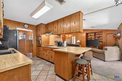 406 E Upshaw Avenue, Temple, TX 76501 - Photo 9