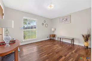406 E Upshaw Ave, Temple, TX 76501 - Photo 17