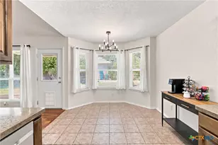 5812 Butterfly Ct, Temple, TX 76502 - Photo 7