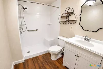 1716 W Main Street, Gatesville, TX 76528 - Photo 9