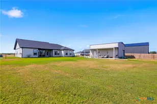 297 Whitetail Ln, Victoria, TX 77905 - Photo 23