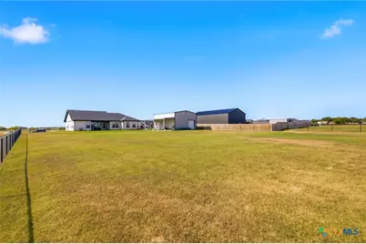 297 Whitetail Lane, Victoria, TX 77905 - Photo 19