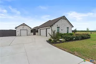 140 Gustav Ln, San Marcos, TX 78666 - Photo 7