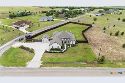 140 Gustav Lane, San Marcos, TX 78666 - Photo 3