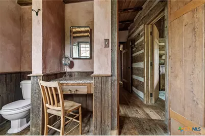 401 Clear Creek Ln, Fredericksburg, TX 78624 - Photo 21