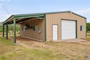 401 Clear Creek Ln, Fredericksburg, TX 78624 - Photo 41