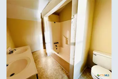 2232 W Monroe Avenue, Port O'Connor, TX 77982 - Photo 23
