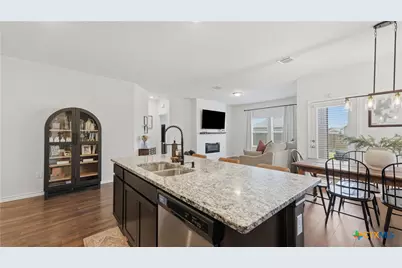 541 Blue Stem Road, New Braunfels, TX 78130 - Photo 9