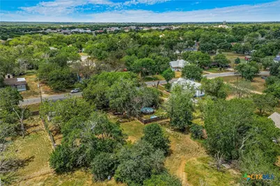 801 Josephine Street, Yoakum, TX 77995 - Photo 39