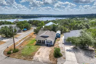 2870 Candlelight Dr, Canyon Lake, TX 78133 - Photo 1