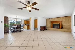 3322 County Rd 1020, Lampasas, TX 76550 - Photo 11