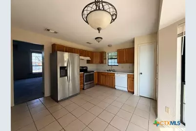 2201 Woodlands Drive, Killeen, TX 76549 - Photo 5