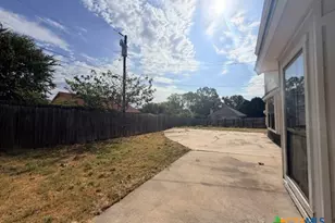 2201 Woodlands Dr, Killeen, TX 76549 - Photo 17