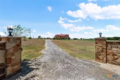 2103 County Road 320, Granger, TX 76530 - Photo 5