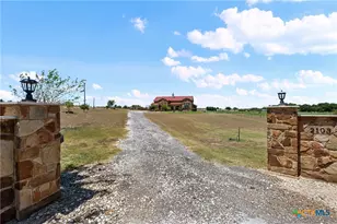 2103 Co Rd 320, Granger, TX 76530 - Photo 5