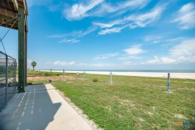 703 N Ocean Drive, Port Lavaca, TX 77979 - Photo 5
