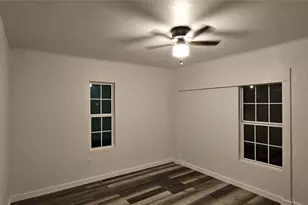 501 N Austin Ave, Cameron, TX 76520 - Photo 3