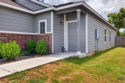 621 Kulpa Cross, Seguin, TX 78155 - Photo 5