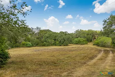 856 Whitley Road, Yoakum, TX 77995 - Photo 13