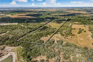 856 Whitley Rd, Yoakum, TX 77995 - Photo 5