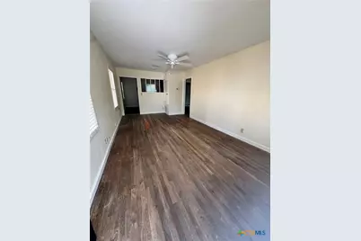 1312 E Mistletoe Avenue, Victoria, TX 77901 - Photo 3