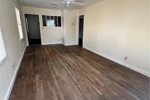 1312 E Mistletoe Ave, Victoria, TX 77901 - Photo 3