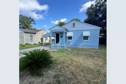 1312 E Mistletoe Avenue, Victoria, TX 77901 - Photo 1